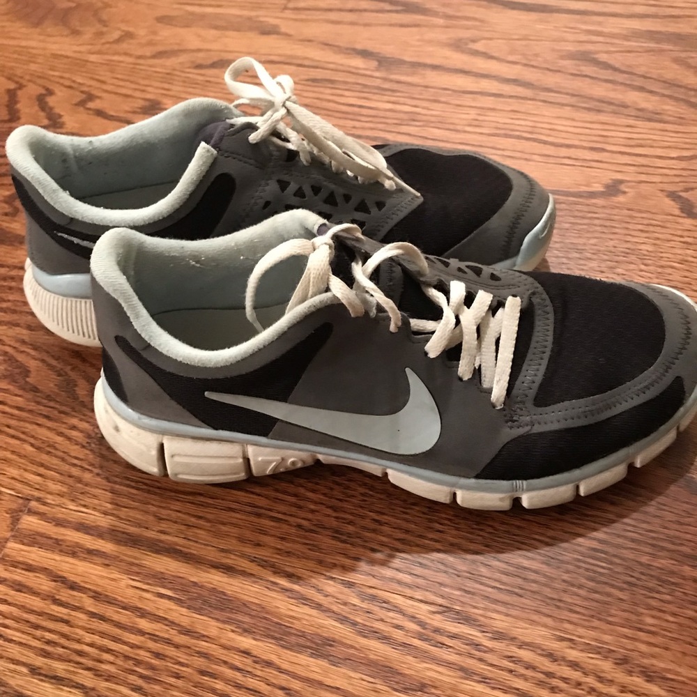 Nike free run 7.0 size 9.5